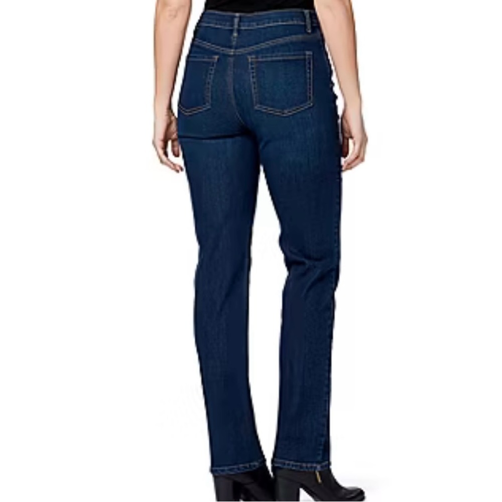 Gloria Vanderbilt Amanda Stretch Fabric High Rise Straight Leg Regular Fit - Picture 1 of 4